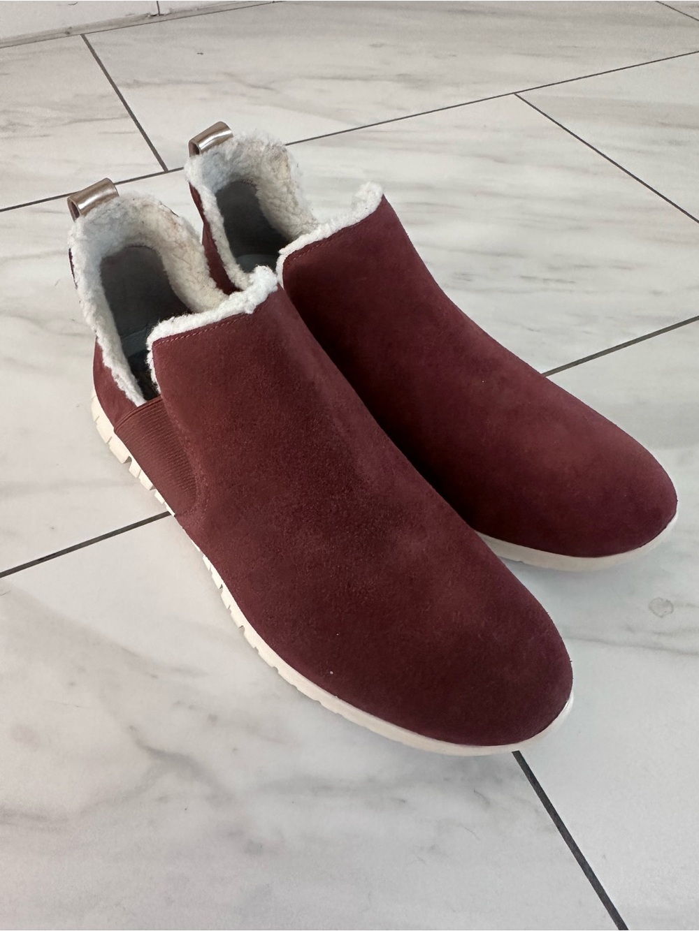 Cole Haan Burgundy Slip-On Faux-Suede Lined Sneakers 8.5 never worn